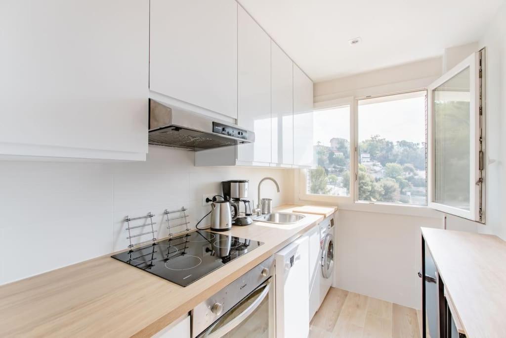 Private Room In Renovated Apartment - Tram 1 Min Walk Nice Ngoại thất bức ảnh